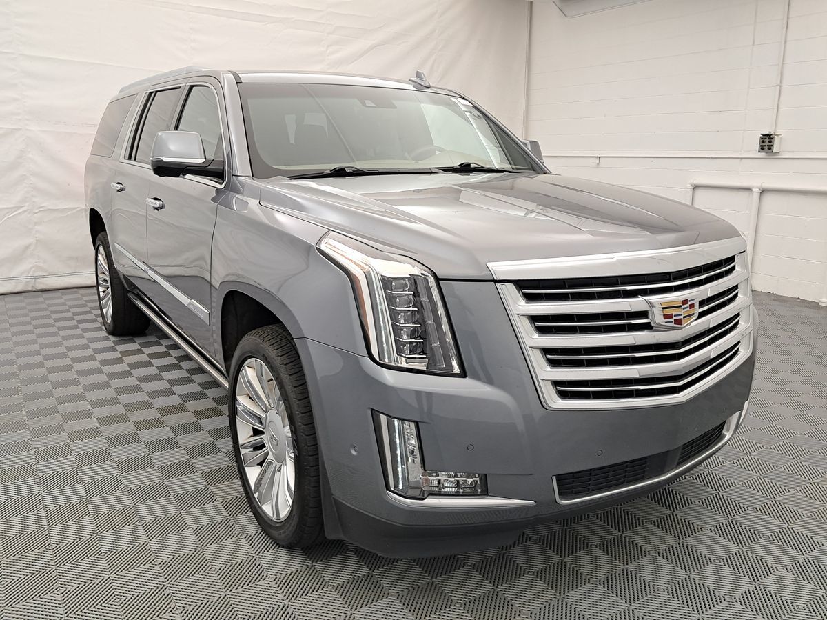 Cadillac Escalade ESV Platinum striker car front side