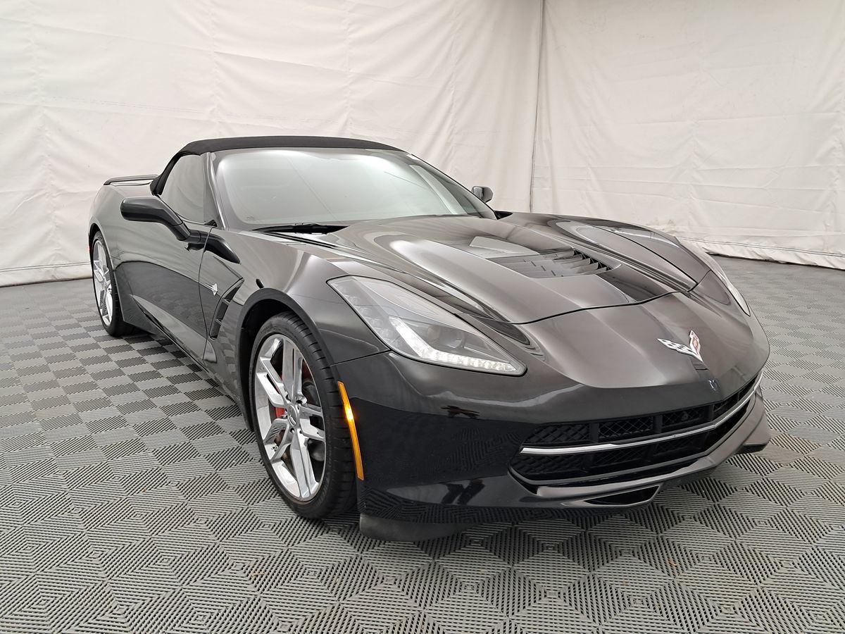 Chevrolet Corvette 1LT Premium striker car